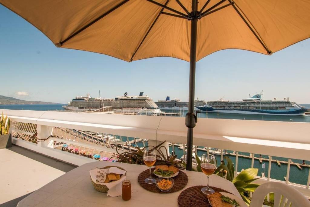 Guestready - Marina View Top Floor With Terrace Ponta Delgada Exterior foto