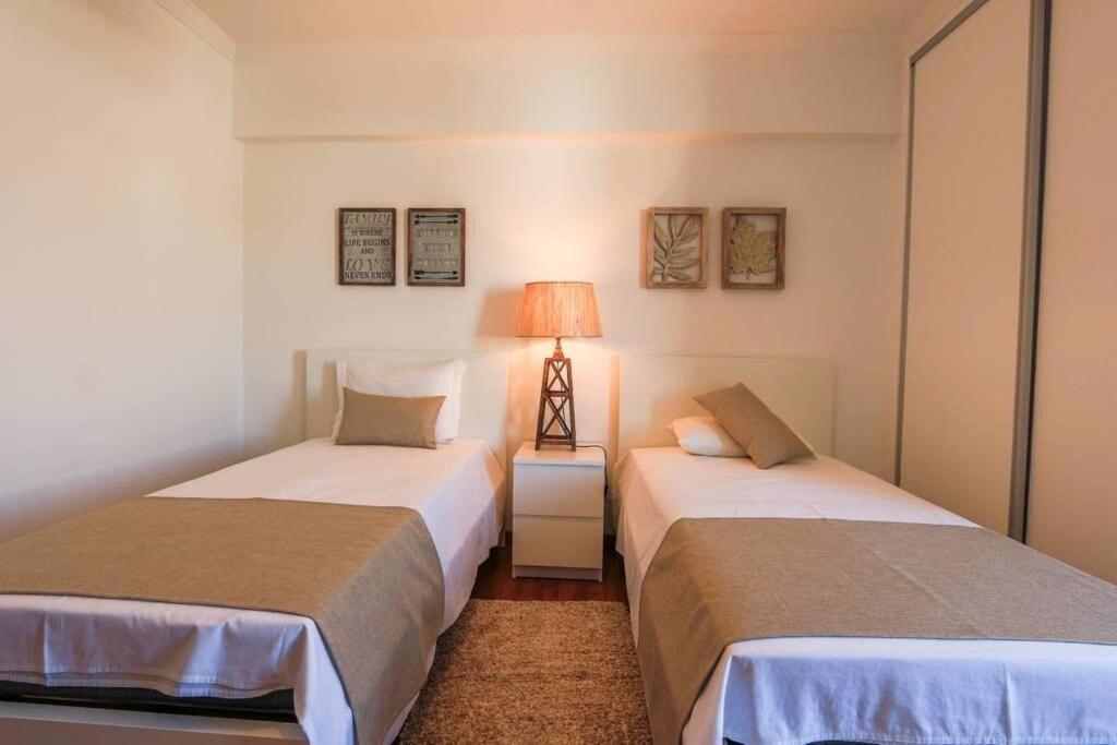 Guestready - Marina View Top Floor With Terrace Ponta Delgada Exterior foto